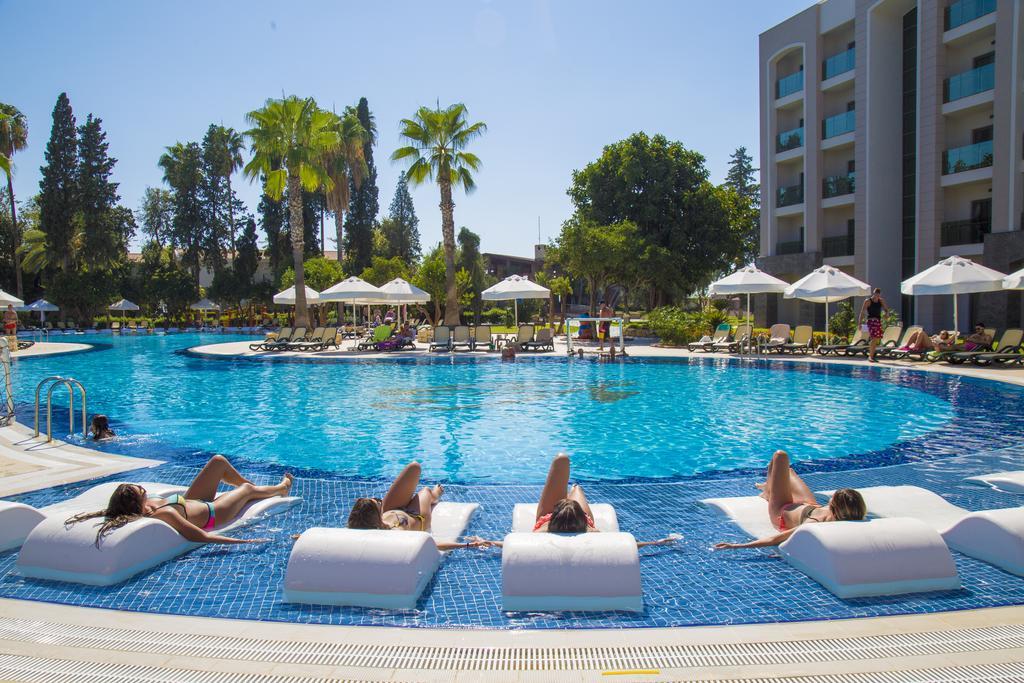 Horus Paradise Resort Side Esterno foto