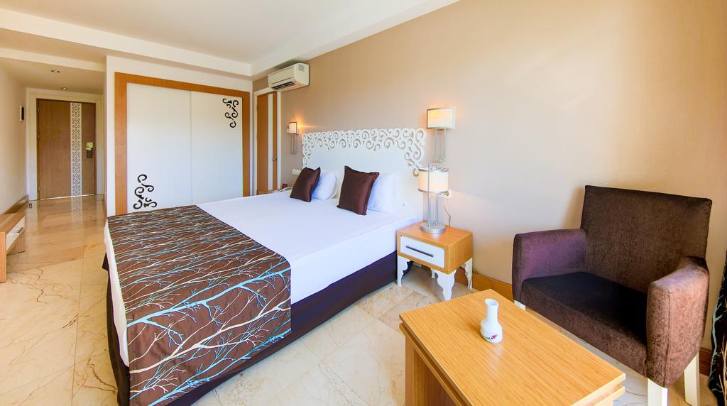 Horus Paradise Resort Side Esterno foto